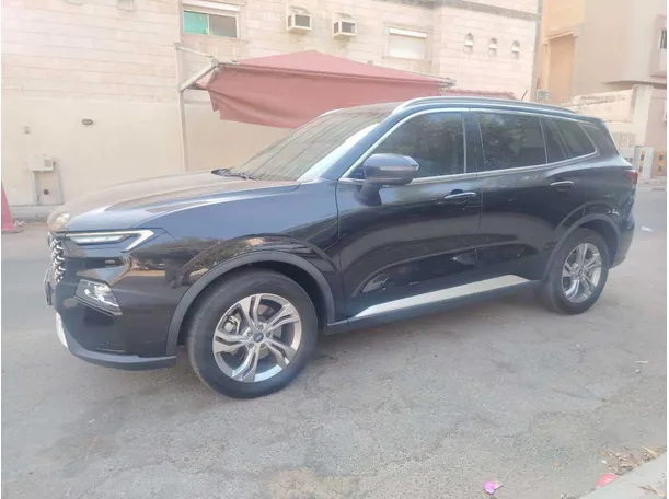 Car image 8