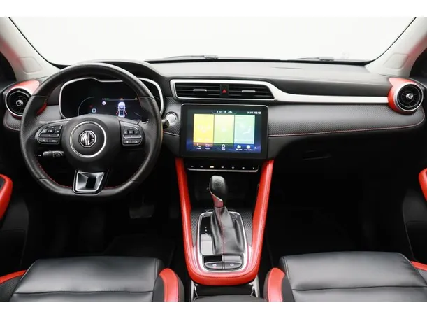 Car image 14