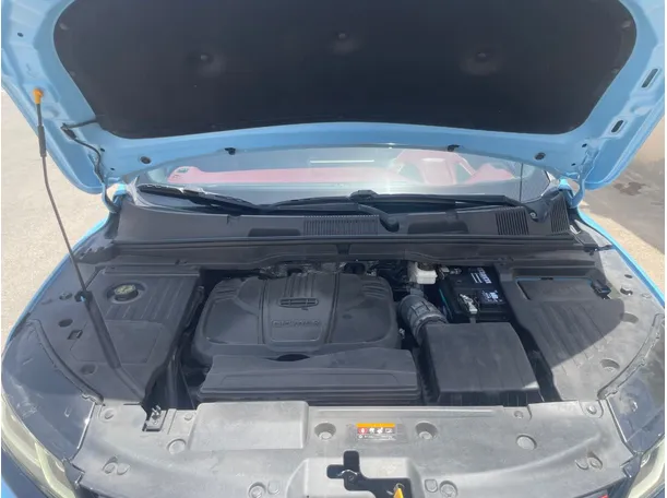 Car image 24