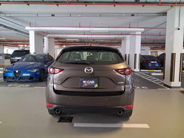 Car image 6