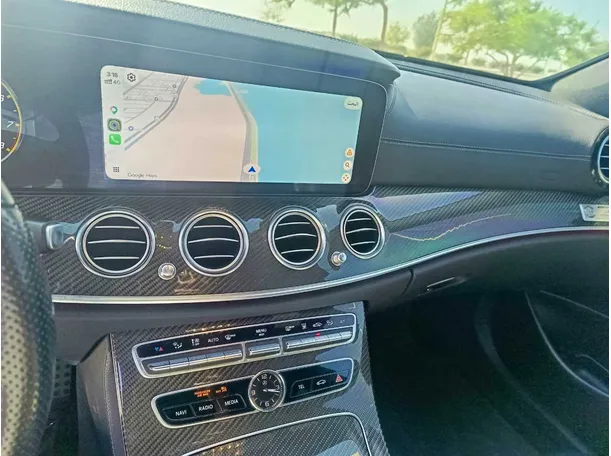 Car image 27