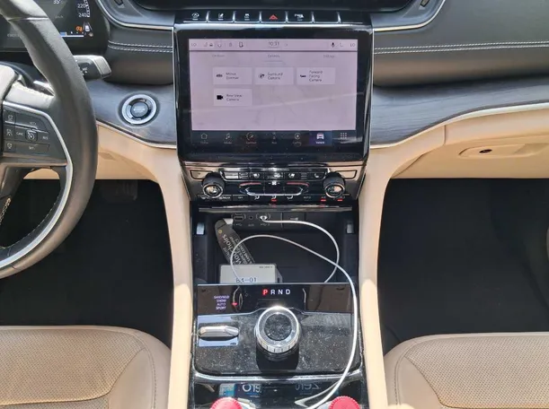 Car image 17