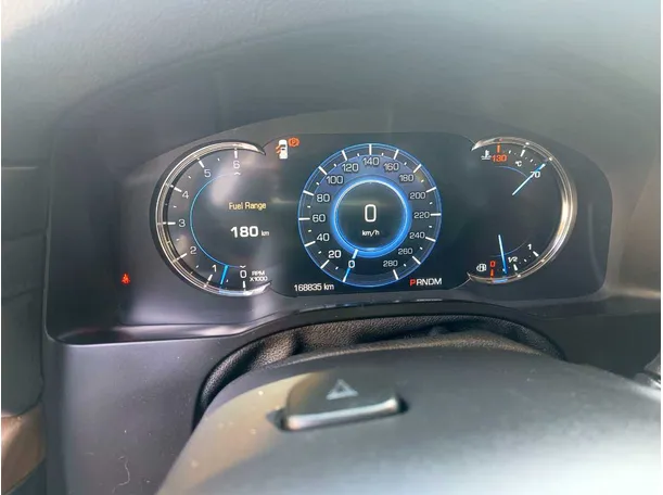 Car image 28