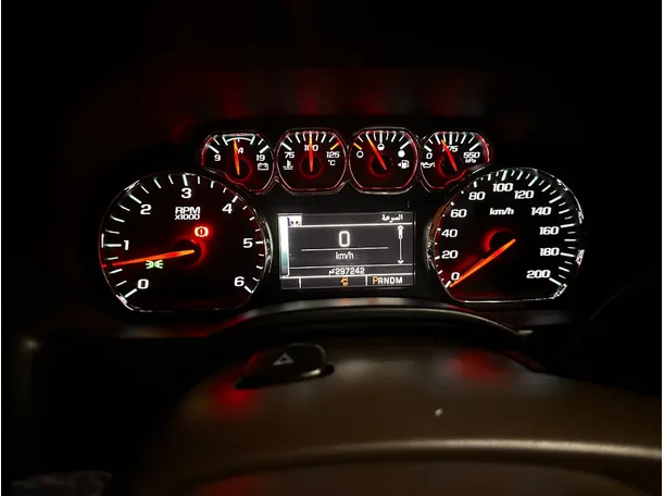 Car image 19