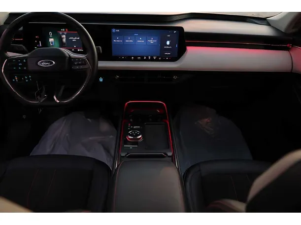 Car image 13