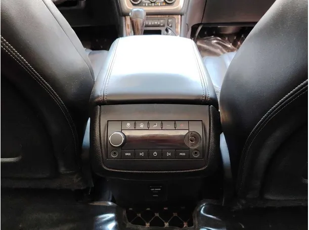 Car image 33