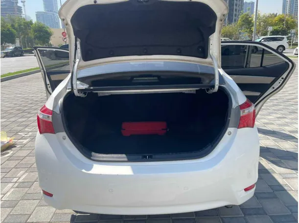 Car image 37