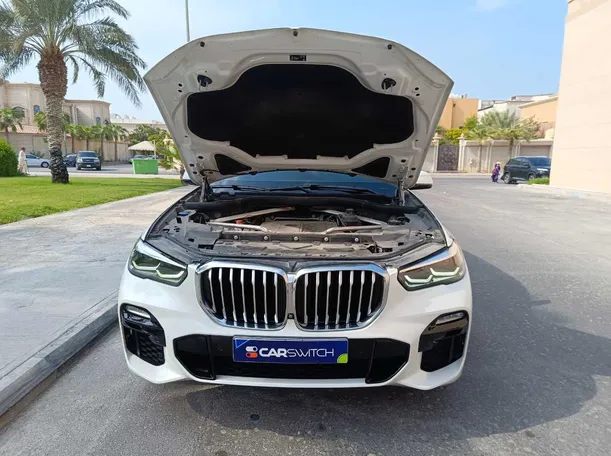 Car image 37