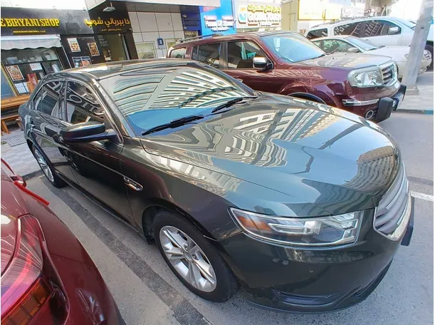 Car image 8