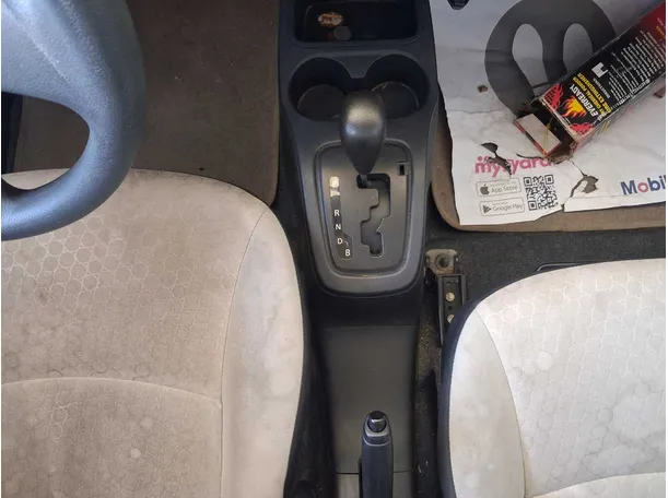 Car image 17
