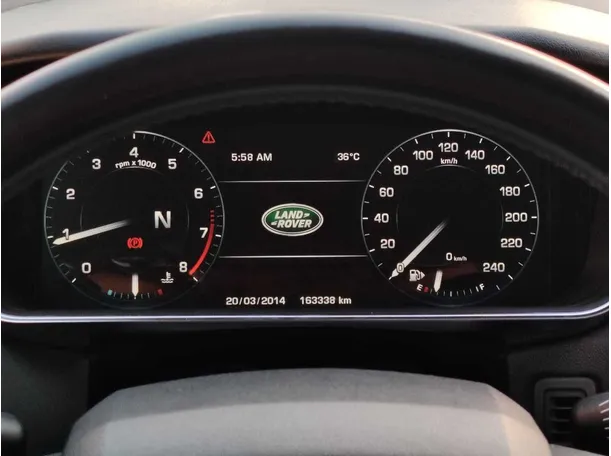 Car image 24