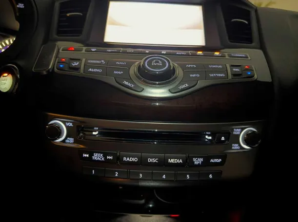 Car image 34