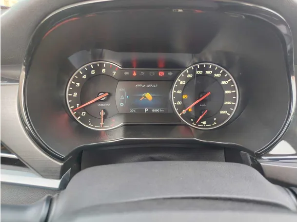 Car image 18