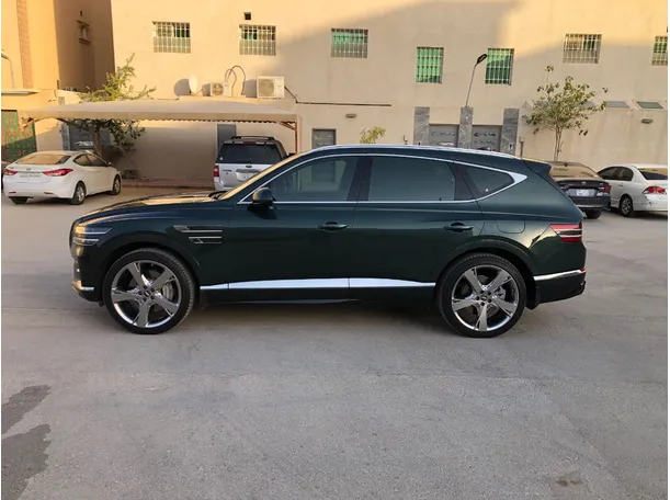 Car image 8