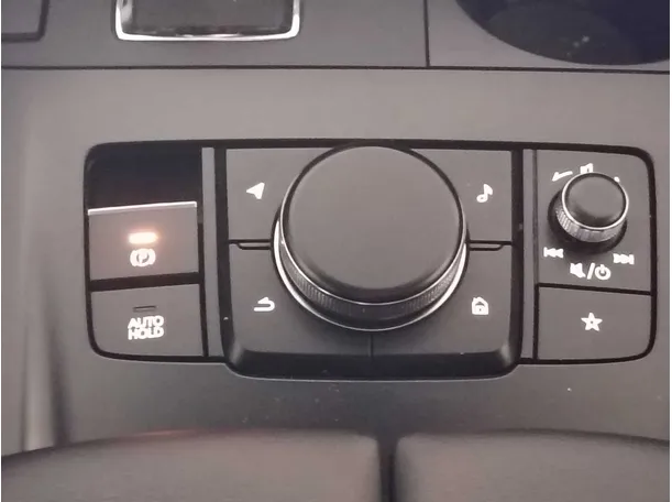 Car image 23