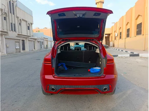 Car image 29