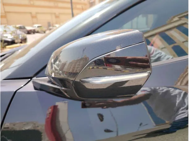 Car image 28