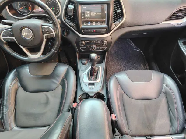 Car image 21