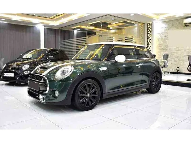 2018 MINI Cooper in UAE