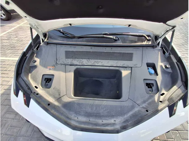Car image 21
