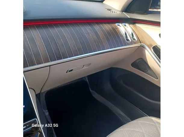 Car image 37