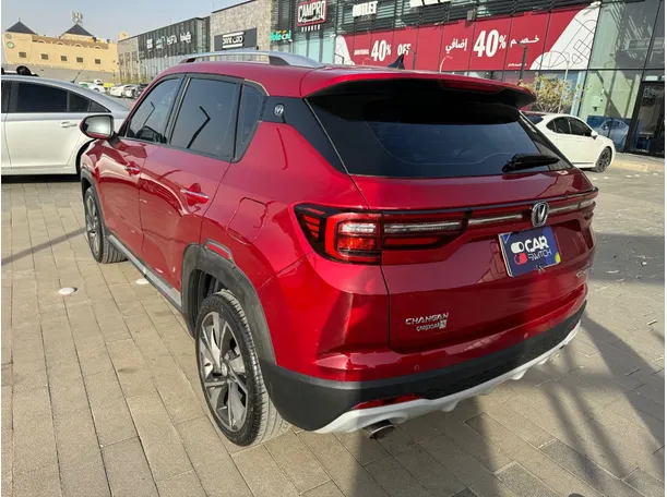 Car image 7