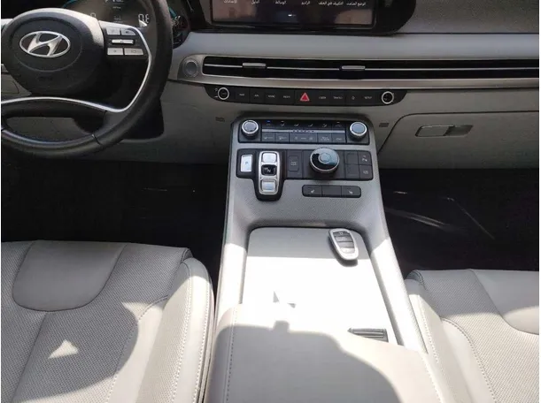Car image 22