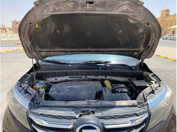 Car image 26