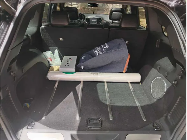 Car image 34