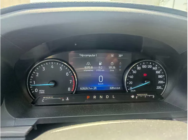Car image 29