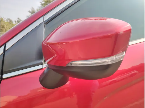 Car image 26