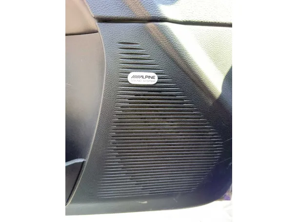Car image 31