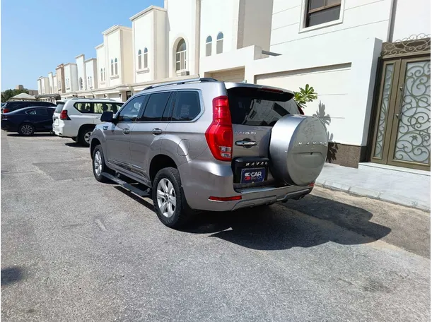 Car image 7