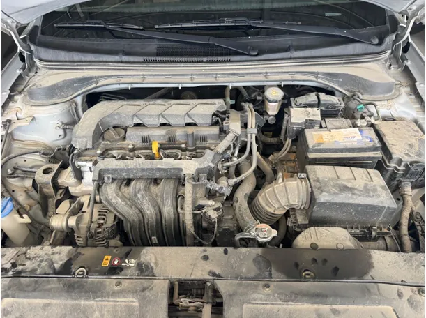 Car image 17