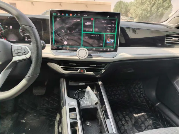 Car image 21