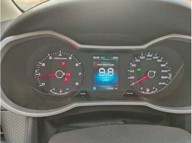 Car image 30