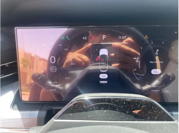 Car image 21