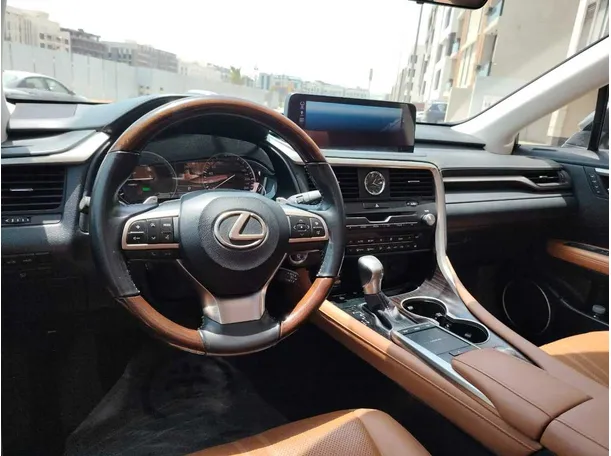 Car image 27