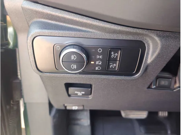 Car image 31