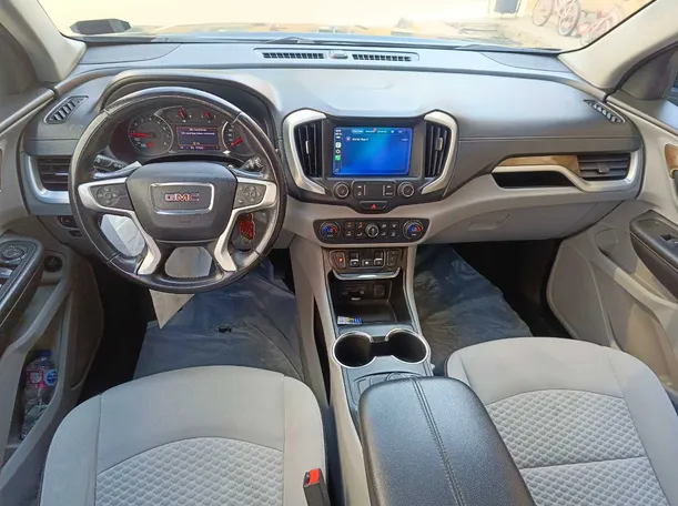 Car image 18
