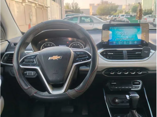 Car image 22