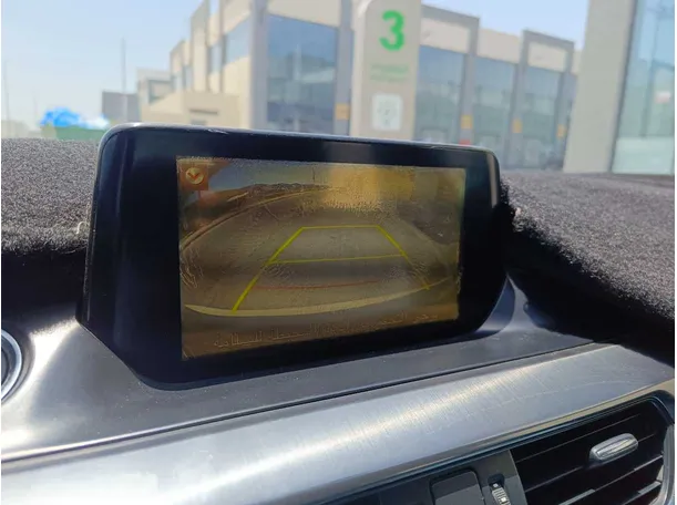 Car image 25