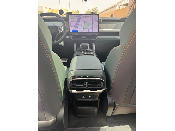 Car image 21