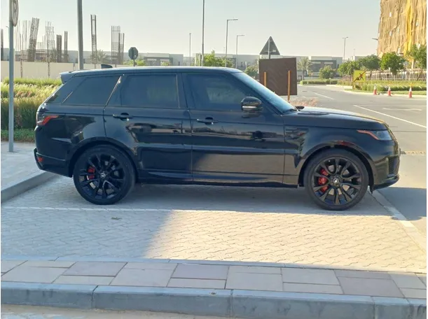 Car image 8