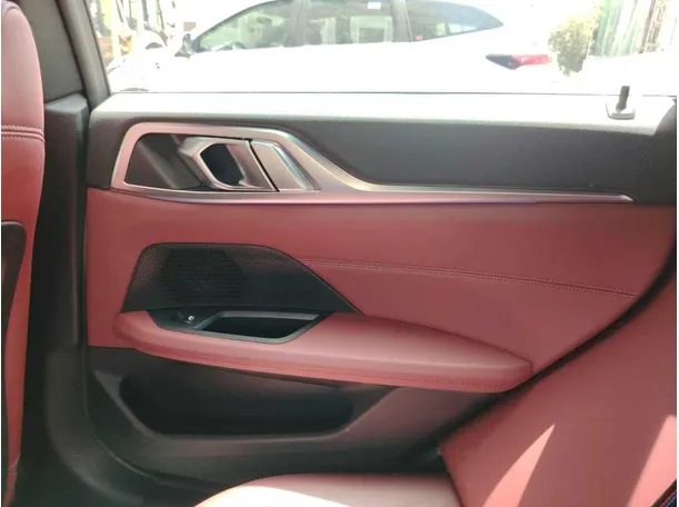 Car image 33