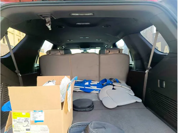 Car image 29