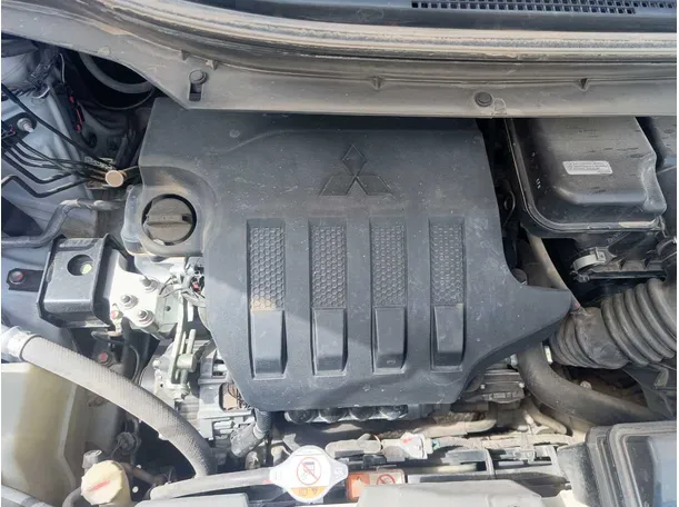 Car image 36