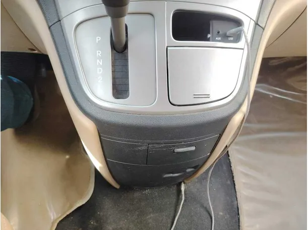 Car image 28