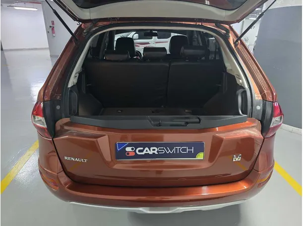 Car image 19