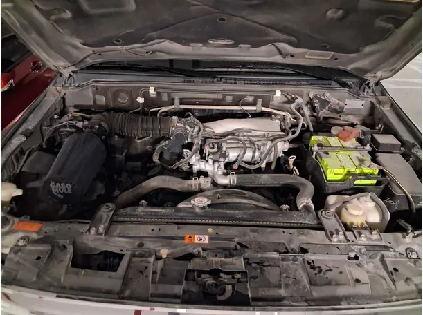 Car image 23